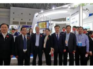 順應(yīng)新形勢(shì) 賦能新發(fā)展——中國(guó)飼料工業(yè)展盛大開幕,各級(jí)領(lǐng)導(dǎo)蒞臨中農(nóng)穎泰展臺(tái)交流指導(dǎo)！